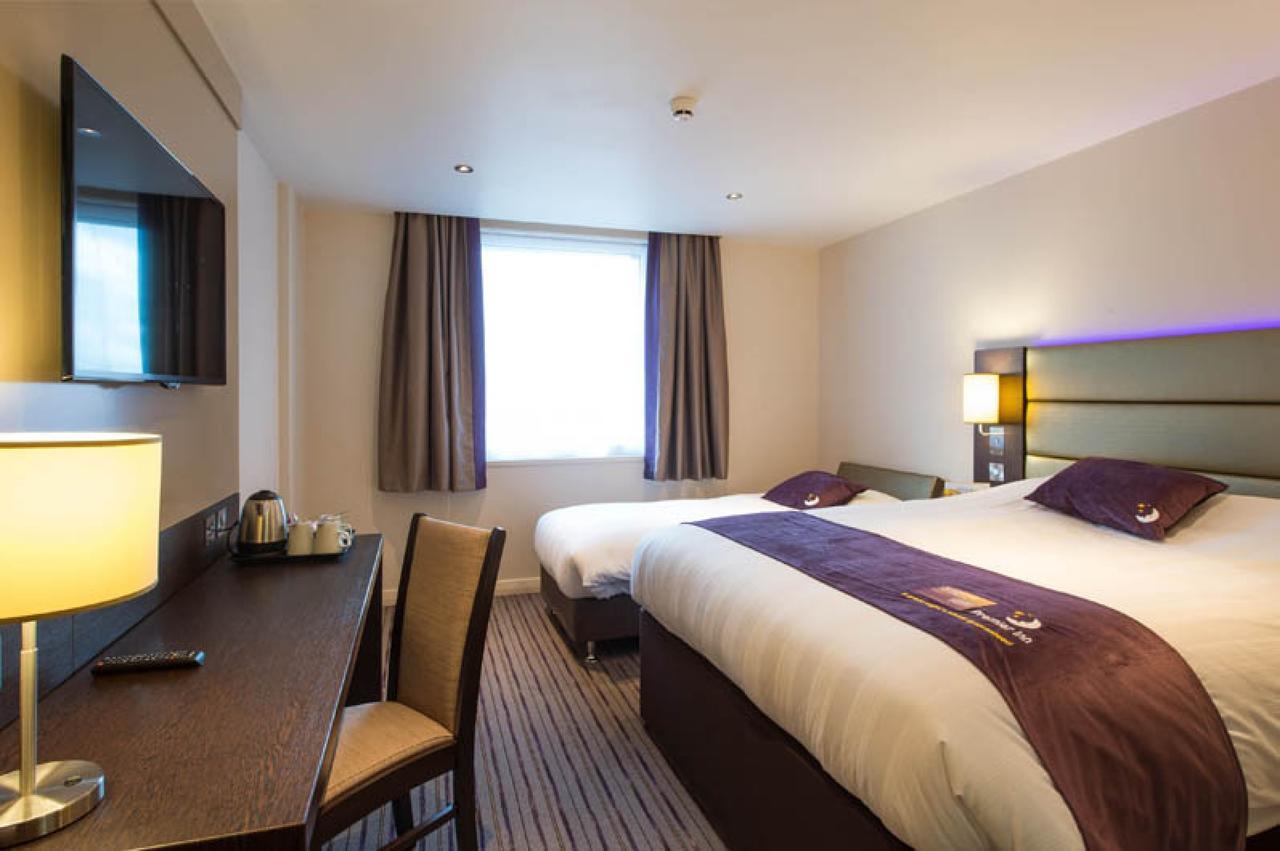 Premier Inn Heathrow Airport Terminal 4 Hillingdon Zewnętrze zdjęcie