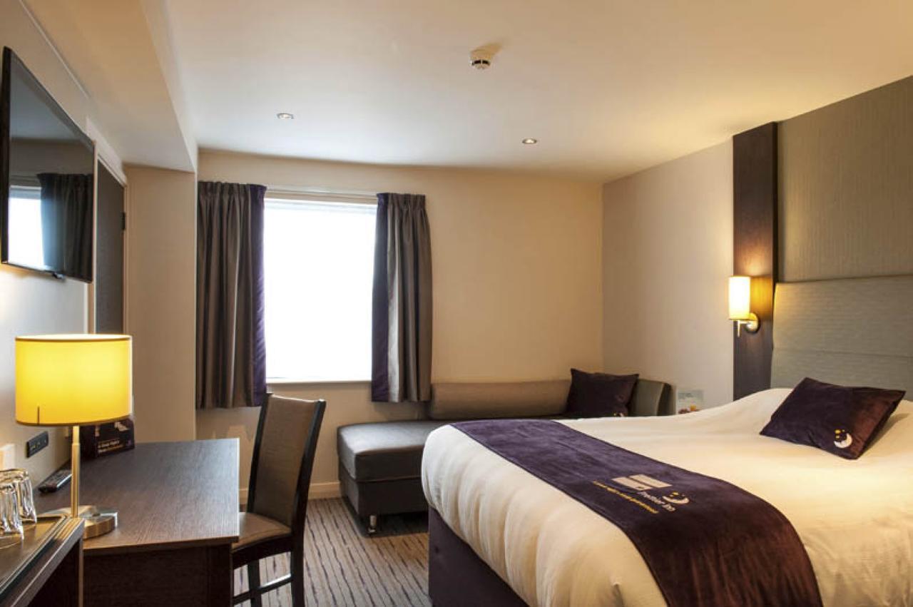 Premier Inn Heathrow Airport Terminal 4 Hillingdon Zewnętrze zdjęcie