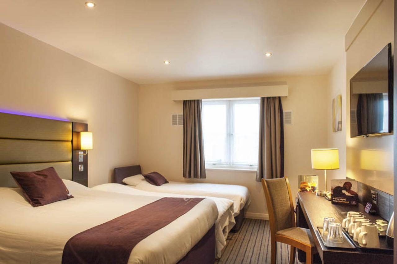 Premier Inn Heathrow Airport Terminal 4 Hillingdon Zewnętrze zdjęcie