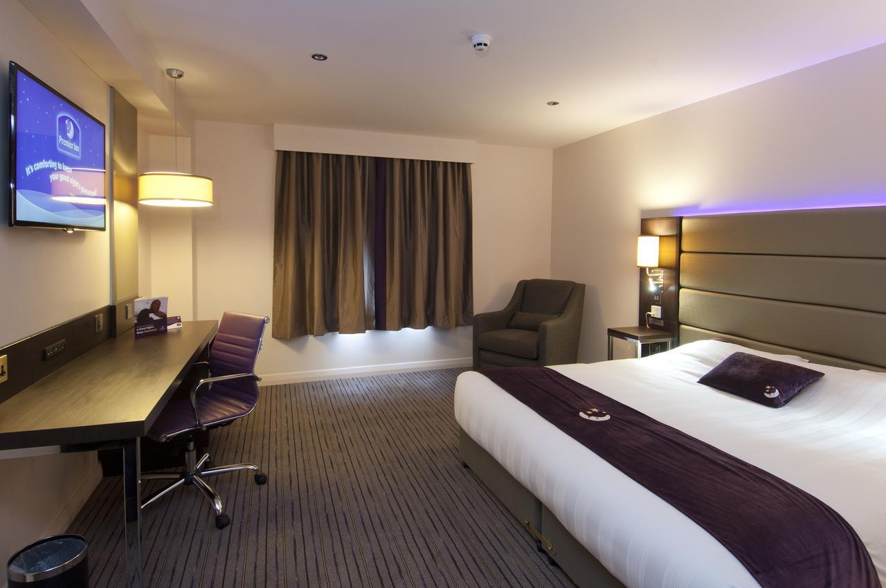 Premier Inn Heathrow Airport Terminal 4 Hillingdon Zewnętrze zdjęcie