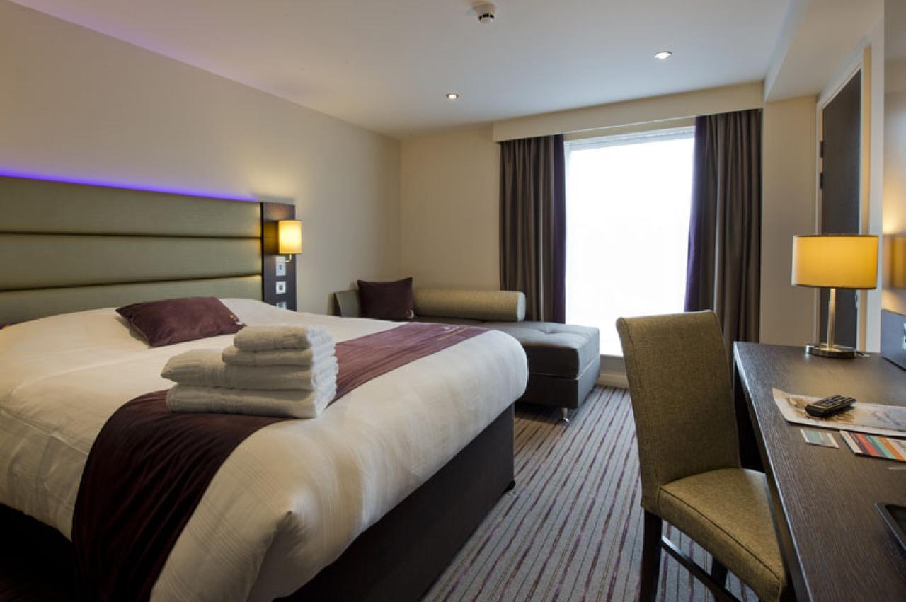 Premier Inn Heathrow Airport Terminal 4 Hillingdon Zewnętrze zdjęcie